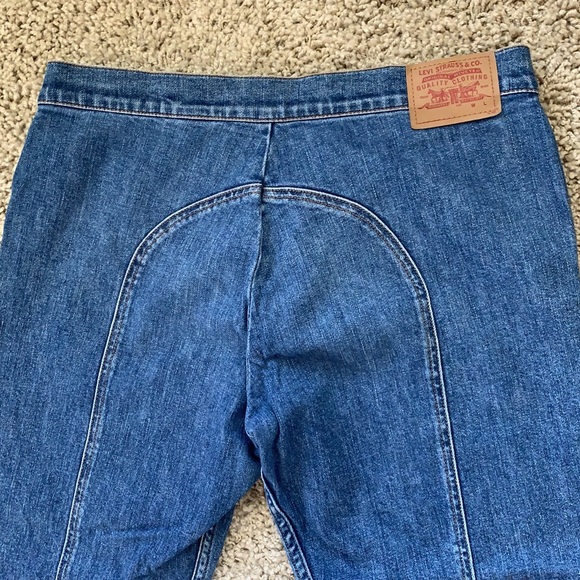 Levi’s Jean Capri’s - Picture 6 of 6